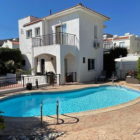 Villa Laurel Peyia Exterior photo